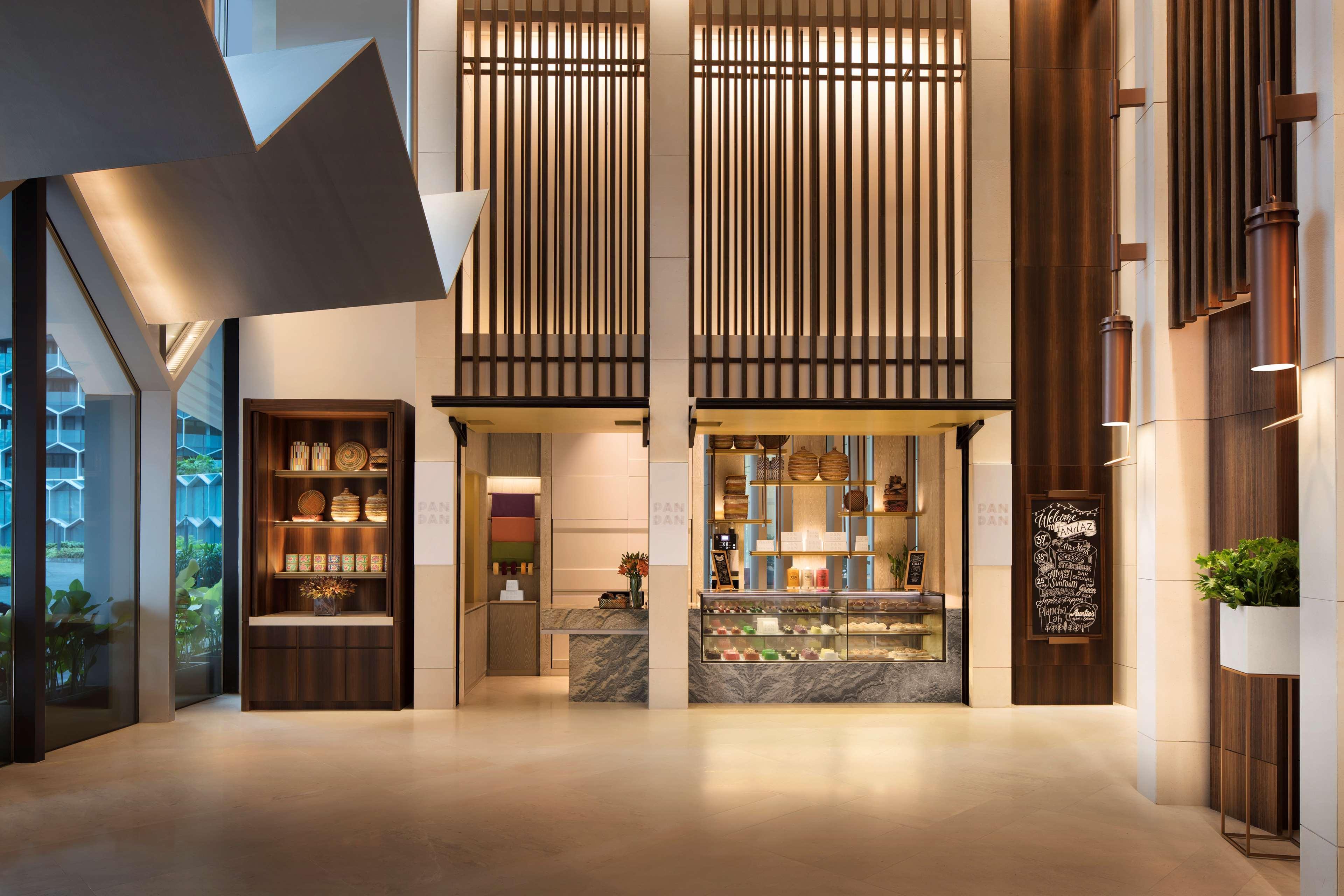 Andaz Singapore, By Hyatt Exterior photo The lobby of the hotel