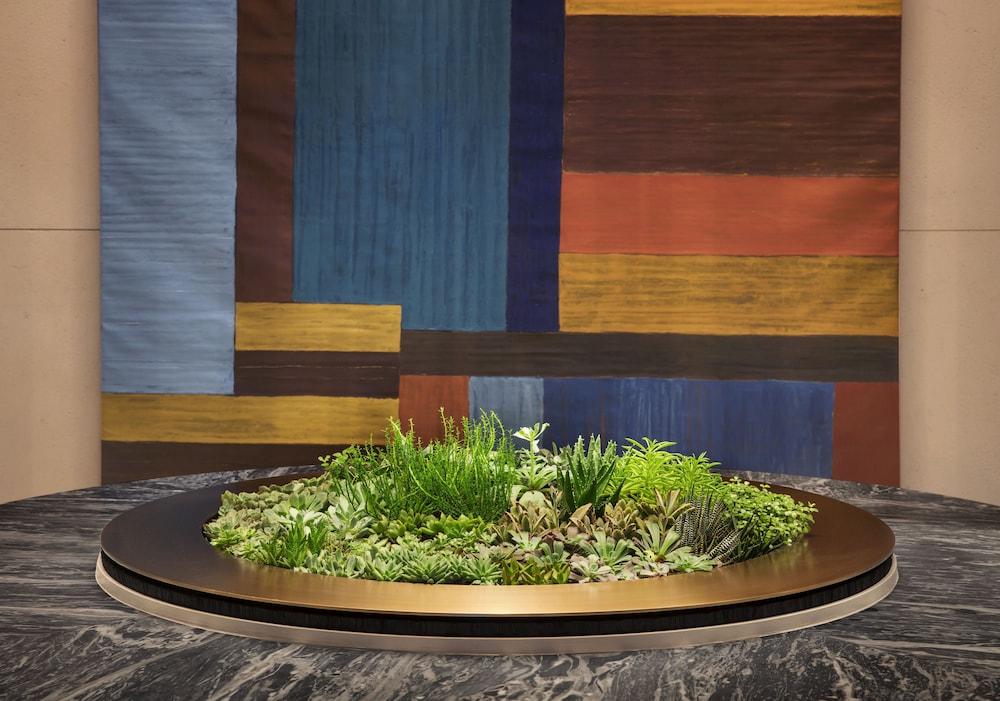 Andaz Singapore, By Hyatt Exterior photo The sculpture in 2018