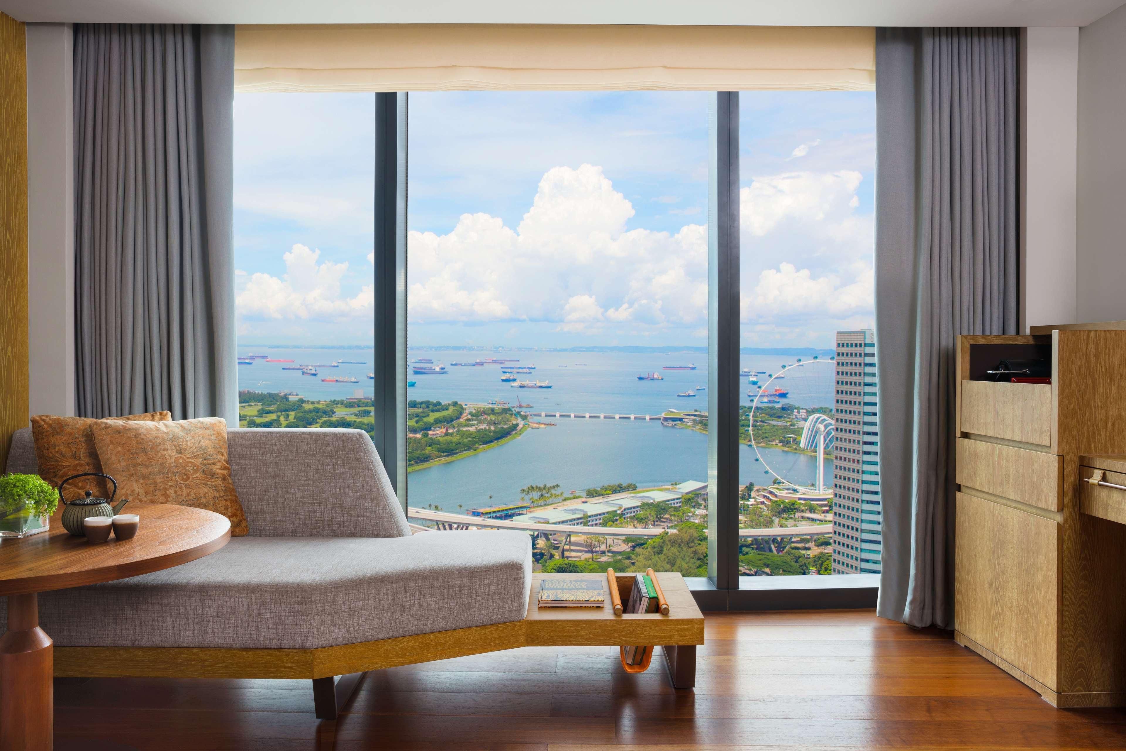 Andaz Singapore, By Hyatt Exterior photo View from a bedroom